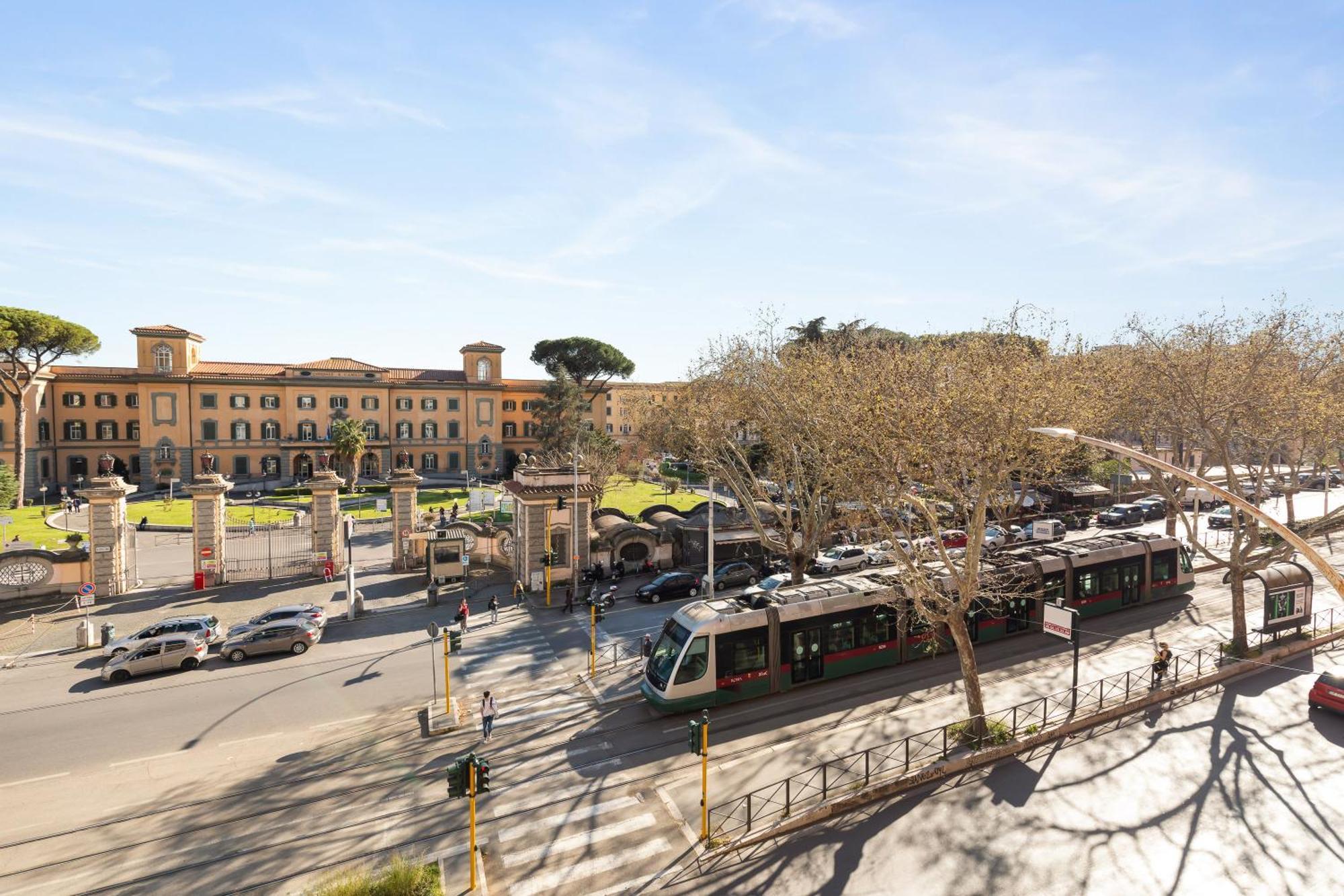 Cozy Apartment Gianicolense 3Bdr Roma Exterior foto